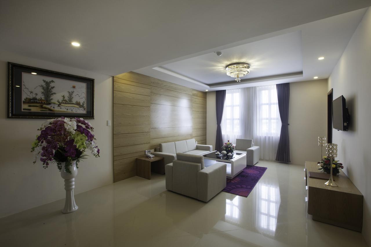 Khanh Linh Hotel Pleiku Zewnętrze zdjęcie